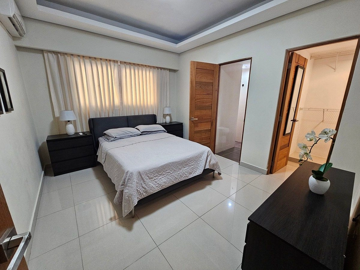 Apartamento Amueblado en Piantini